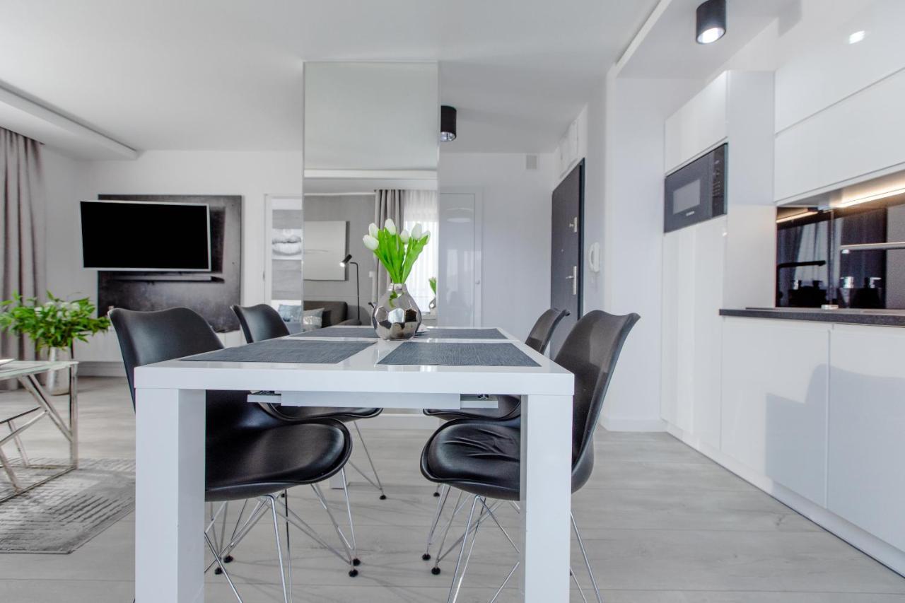 Apartament Linia Komfortu Gardenia Dziwnow Z Widokiem Na Morze Epapartamenty エクステリア 写真