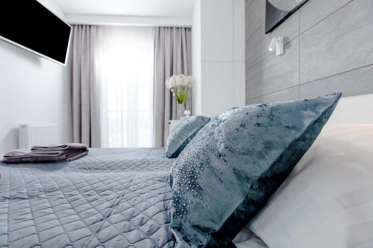 Apartament Linia Komfortu Gardenia Dziwnow Z Widokiem Na Morze Epapartamenty エクステリア 写真