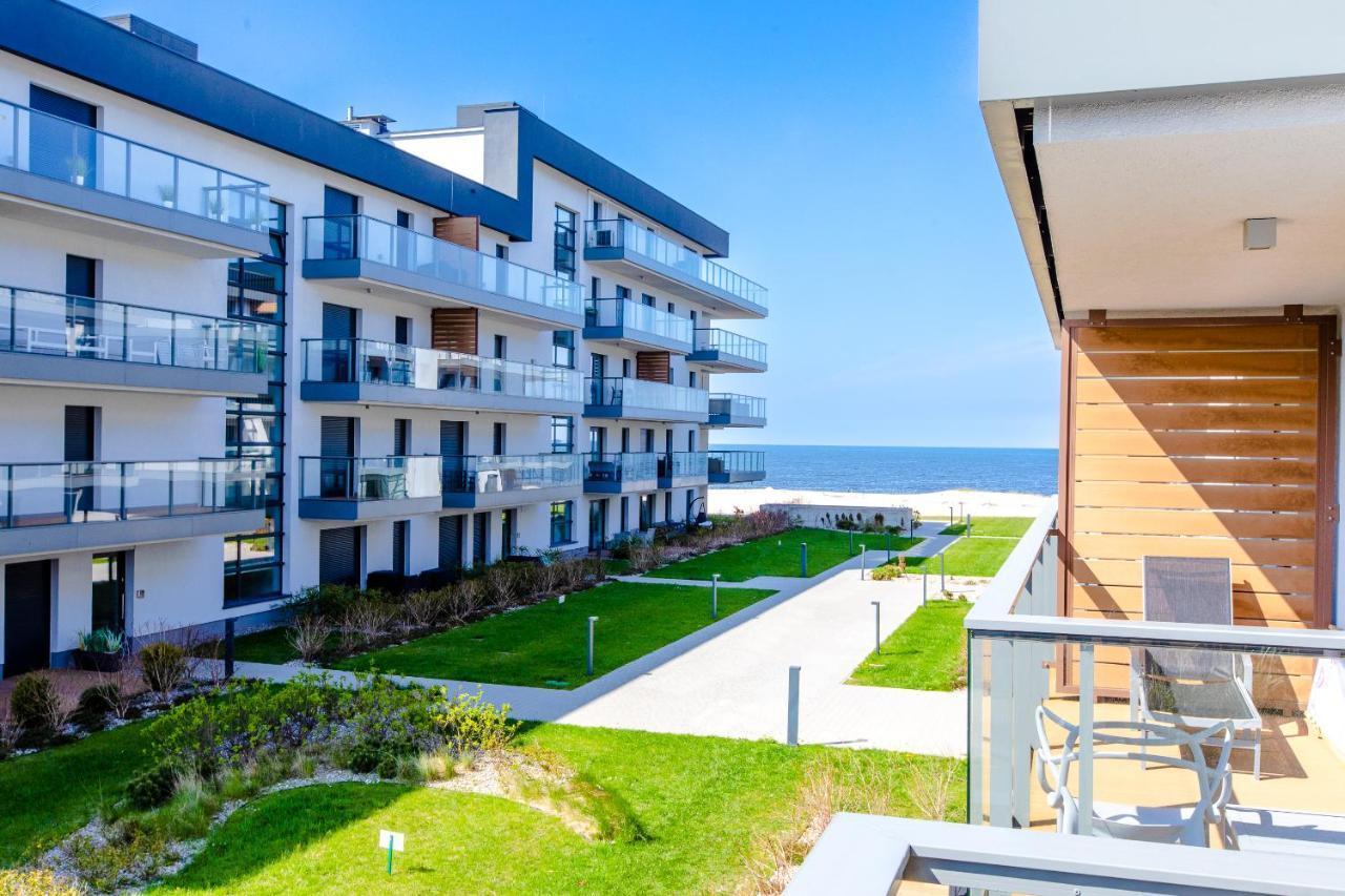 Apartament Linia Komfortu Gardenia Dziwnow Z Widokiem Na Morze Epapartamenty エクステリア 写真