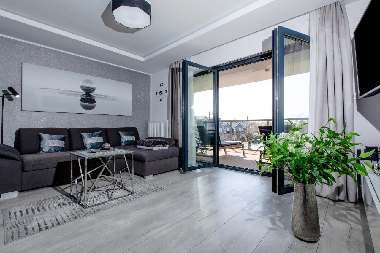 Apartament Linia Komfortu Gardenia Dziwnow Z Widokiem Na Morze Epapartamenty エクステリア 写真