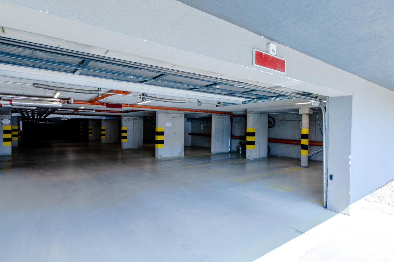 Apartament Linia Komfortu Gardenia Dziwnow Z Widokiem Na Morze Epapartamenty エクステリア 写真