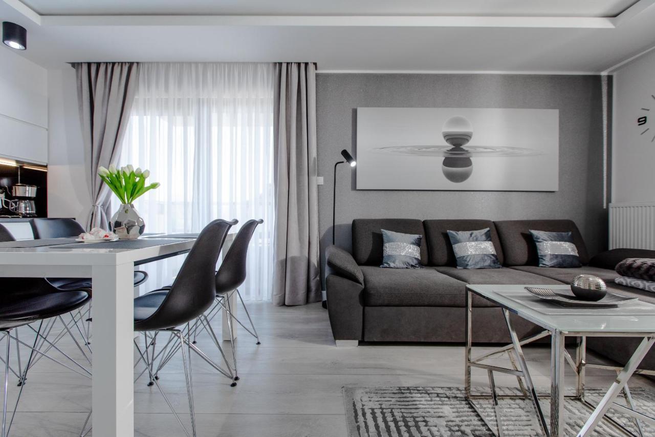 Apartament Linia Komfortu Gardenia Dziwnow Z Widokiem Na Morze Epapartamenty エクステリア 写真