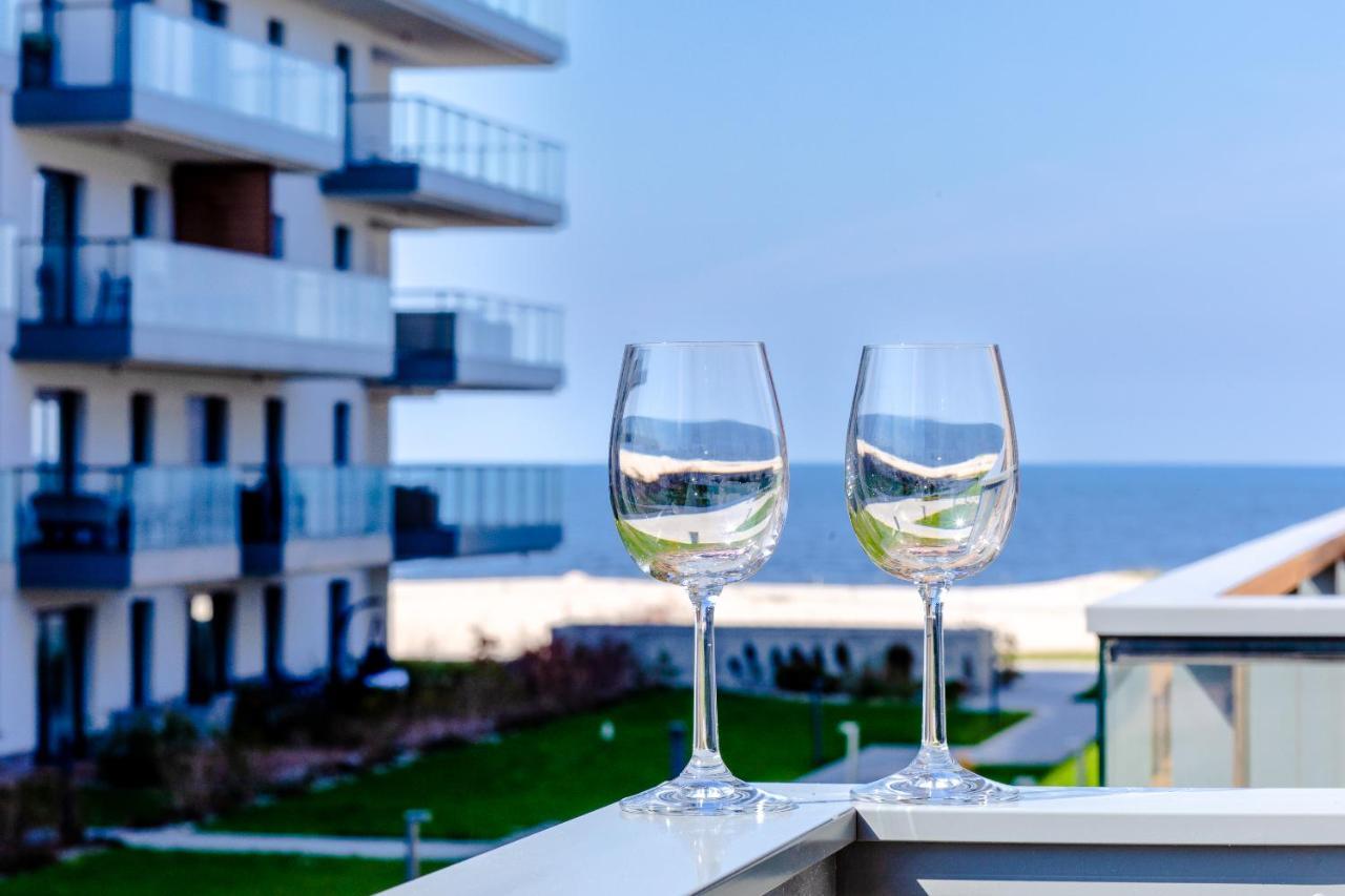 Apartament Linia Komfortu Gardenia Dziwnow Z Widokiem Na Morze Epapartamenty エクステリア 写真